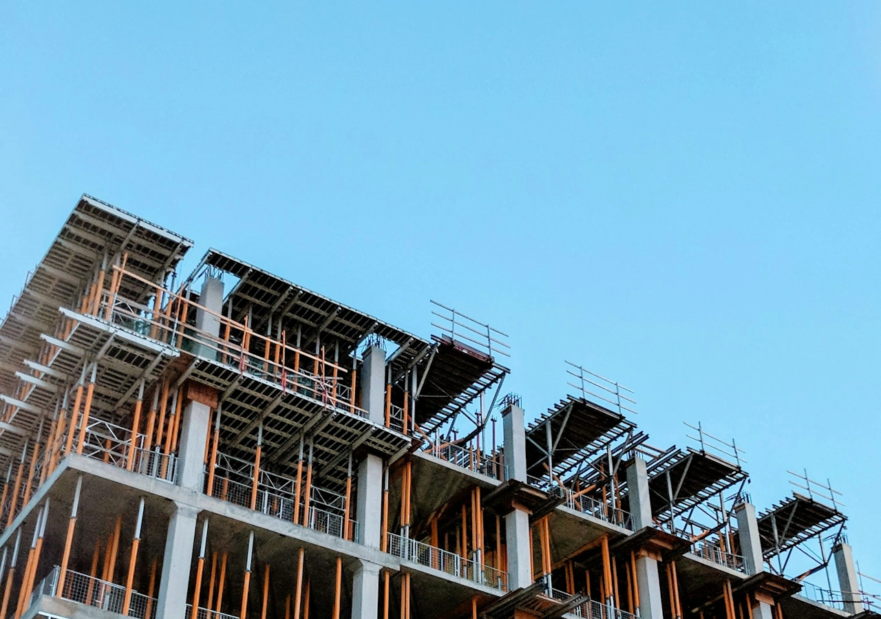 How Accurate Is Laser Scanning for Buildings? Tolerances, Control, and When It’s Good Enough for Construction